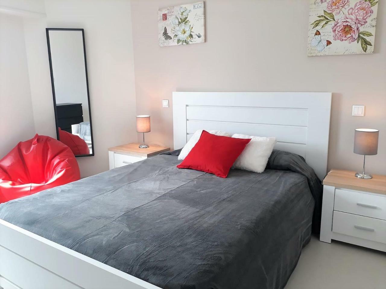 ABMAR- Por-do-sol, Vista mar, Remodelado, Wifi, 80mt Praia Quarteira Exterior foto